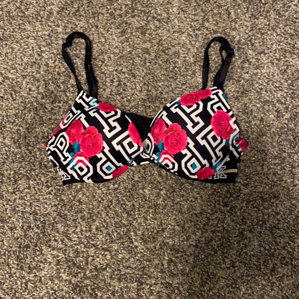 PINK VS bra(32C)